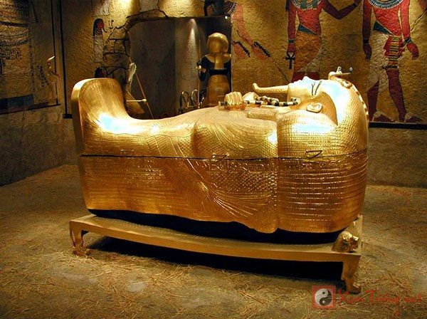Giải mã "lời nguyền chết chóc" trong hầm mộ các Pharaoh